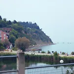 Apartma Beachfront Oasis Fiesa - 20m To Sea, Terrace & Parking Piran
