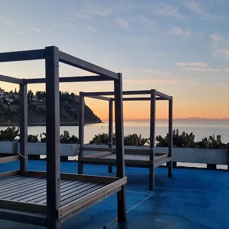 House - Private Oasis - Beachfront With A Sea View Terrace *
