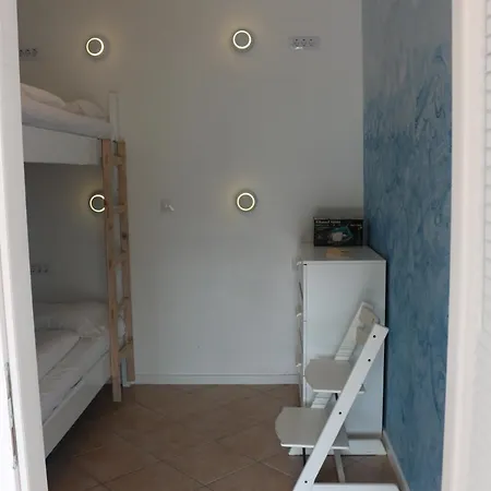 House - Private Oasis - Beachfront With A Sea View Terrace דירה פיראן