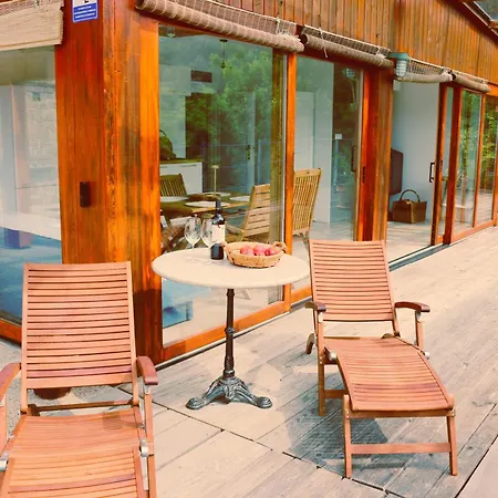 Apartmán House - Private Oasis - Beachfront With A Sea View Terrace