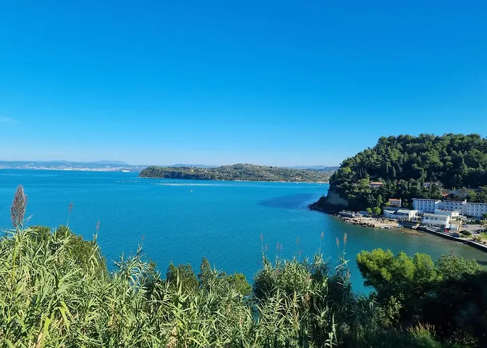 House - Private Oasis - Beachfront With A Sea View Terrace Apartment *