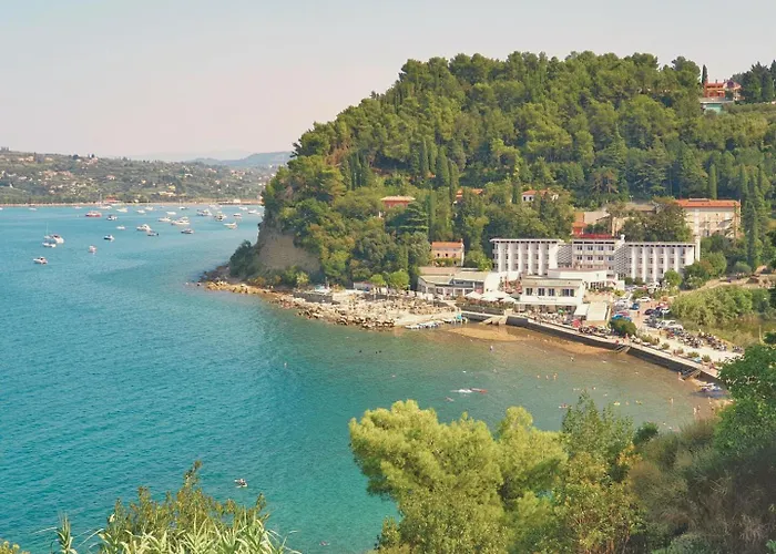 House - Private Oasis - Beachfront With A Sea View Terrace * Piran